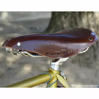 Selle Vélo Cuir Brooks B17 Carved Brun Pour Homme 4 Selle Vélo Cuir Brooks B17 Carved Brun Pour Homme – Image 4
